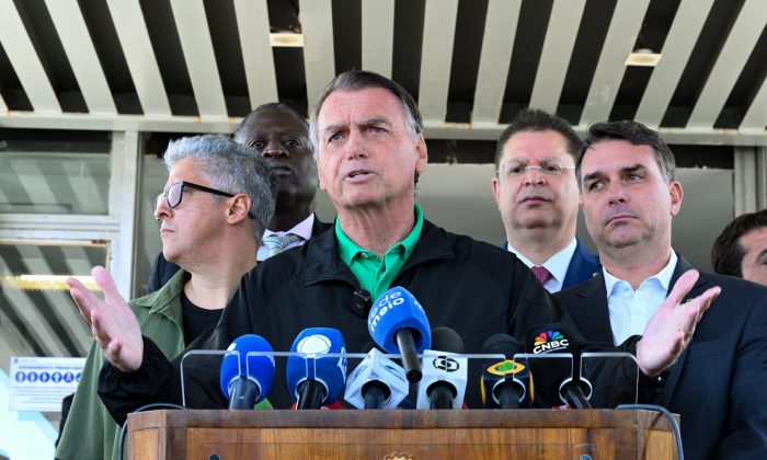 Em entrevista um dia antes da operação da Federal, Bolsonaro disse que se tivesse o passaporte de volta conversaria com Trump sobre o tarifaço (Foto: Edilson Rodrigues/Agência Senado)