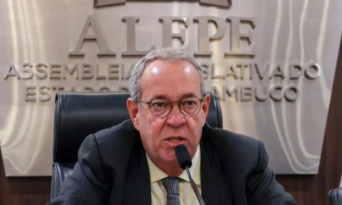 Álvaro Porto, presidente da Alepe: "Quem emperra Pernambuco é o governo e sua inoperância" (Foto: Lucas Patrício/Divulgação)