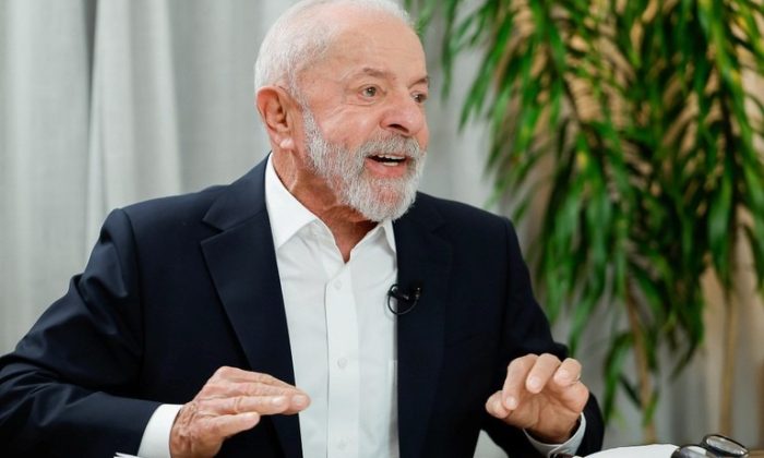 Lula durante entrevista na TV Verdes Mares, em Fortaleza (Foto: Ricardo Stuckert/PR)