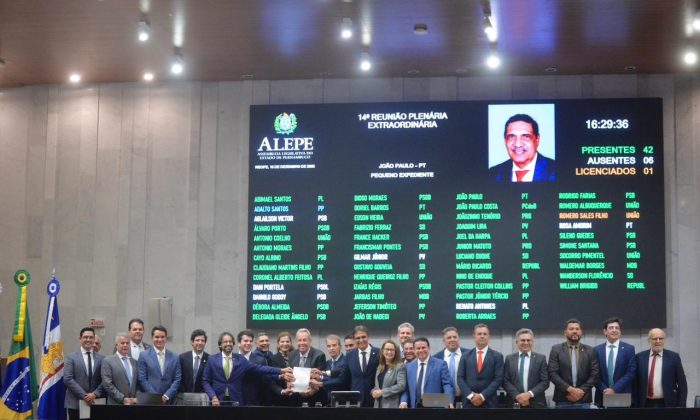 Assembleia aprovou quatro pedidos de empréstimo para o Estado, no valor de R$ 4 bilhões (Foto: Lucas Patrício/Alepe)