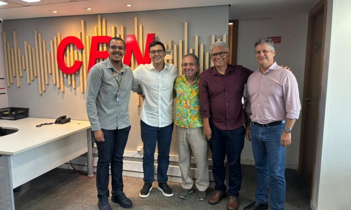 Lucas Arruda, prefeito Victor Marques, Geraldo Freire, Vandeck Santiago e Ricardo Dantas Barreto, na CBN Recife (Foto: Maria Luna)