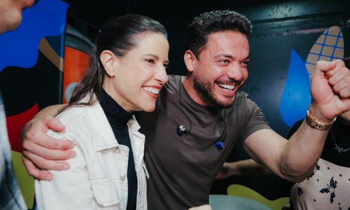 Raquel com Wesley Safadão, em Surubim (Fotos: Janaína Pepeu/Secom)