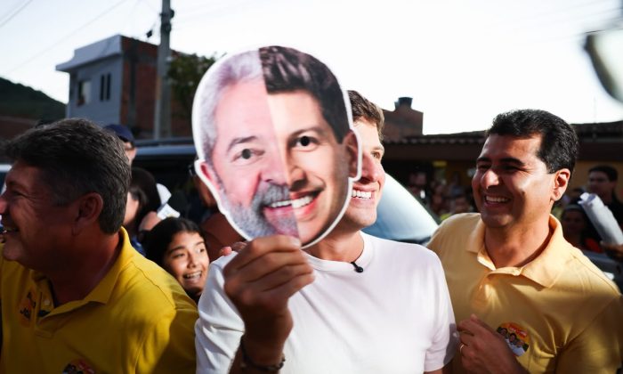 João Campos faz "dobradinha" com Lula, ao lado doprefeito Ruben Lima (Foto: Marlon Diego/Divulgação)
