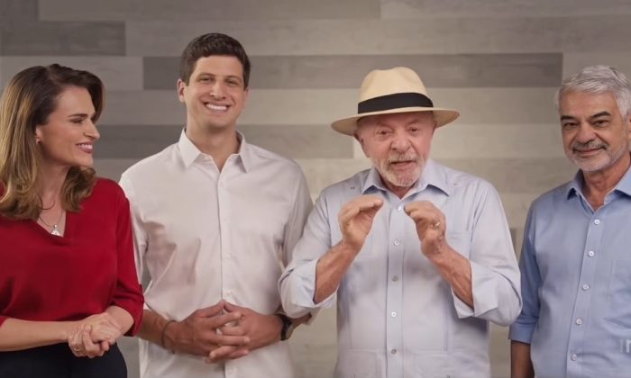 No vídeo, o presidente enfatiza o mote: "Quem vota no Lula, vota no João" (Foto: Reprodução)