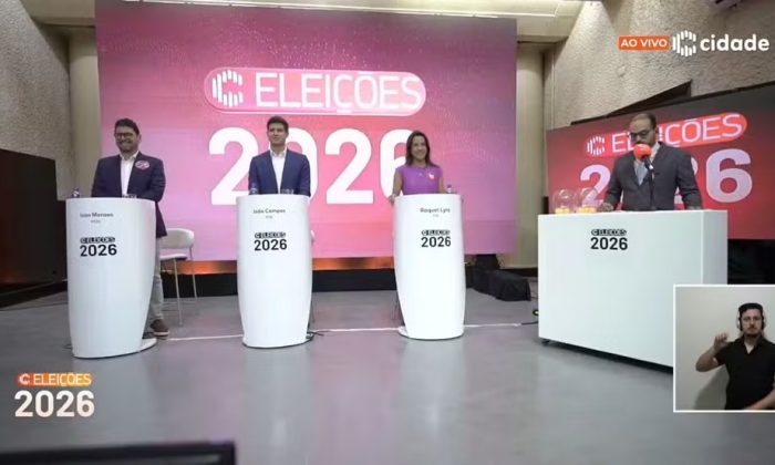 Tema do "fura-teto" foi levantado por João, no debate promovido pela Rádio Cidade, de Caruaru, na última sexta (Foto: Reprodução/YouTube)