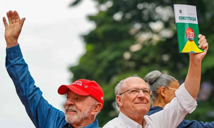 Lula e Alckmin: Reeleitos (Foto: Ricardo Stuckert/PR)