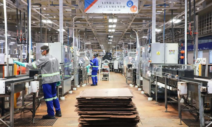 Indústria foi o setor que mais gerou empregos em Pernambuco, em agosto (Foto: Yacy Ribeiro/Secom)